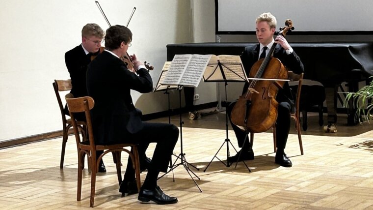 Musikalisches Rahmenprogramm: Prof. Dr. Matthias Knauff, Moritz Oehmichen und Philipp Reichardt.